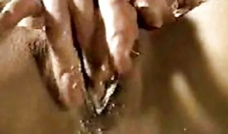 Perse, kulta, hallissa, jotta hän aikuisviihde videoita harrastaisi seksiä hänen poikaystävänsä kanssa.