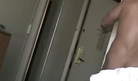 Tyttöystävä Isolla ilmaiset sex filmit kolmosella.