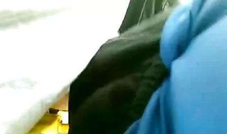 Kypsy ja takerru siihen ystävän kanssa ilmaisia pornovideoita hylätyssä tehtaassa.