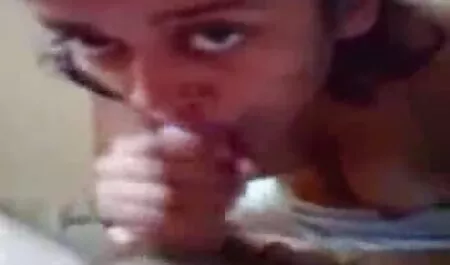 Kampaajapari pornovideot asiakkaan kanssa