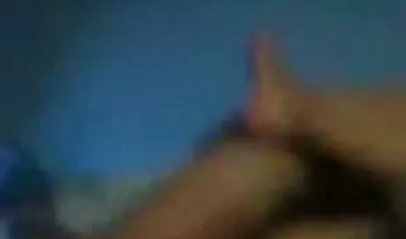 Shmara on tyytyväinen urheiluvalmennukseen ja ilmaiset pillu videot miesystäväänsä kuntosalilla.