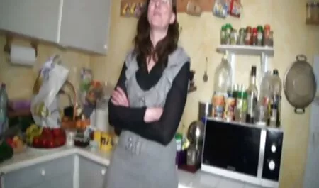 Alaston ilmainen porno tyttö on mies, joka piti hänestä paljon.