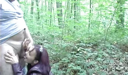 Seksiä pilluvideo pomo pöydällä