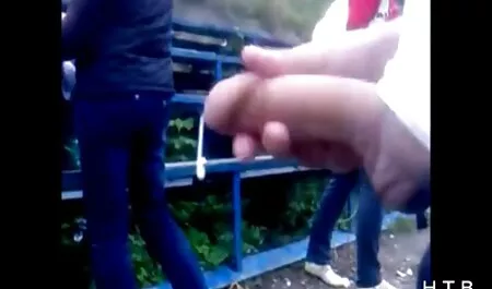 Tyttötrendien ilmainen seksivideo nuoleminen