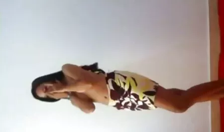Antautua kalju mies ilmainen seksivideo iso kulli