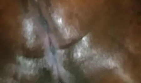 Iso musta lelu kahdelle ihmiselle. ilmaista porboa