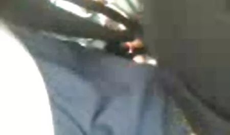 Nostaa jalkaa, webbikameran pornoa ilmaista eteen, ja laittaa hahala.
