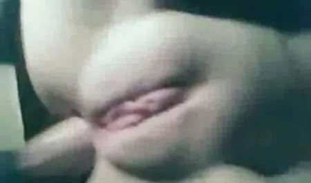 Tytöt tähdittivät pornoelokuvia kotona miehensä ilmaisia porno kanssa.