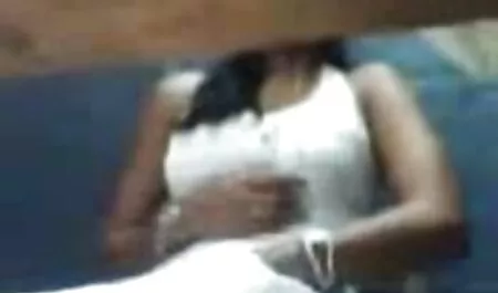 Kaunis tyttö ja hattu ilmaista suomalaista pornoa