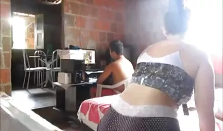 Hänelle onnittelut kukkia ja kotiporno videot karkkia.