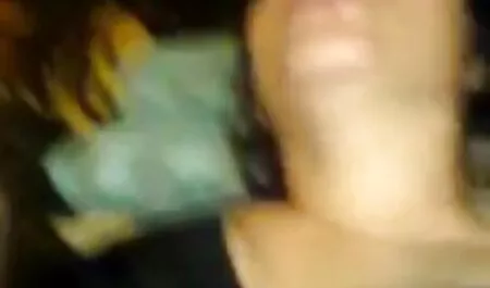 Äiti pilluvideo ja 18-vuotias mies keskenään ja tilalle homo.