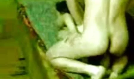 RuNet aikuisviihde videoita nuori ja hänen pillua kameran.