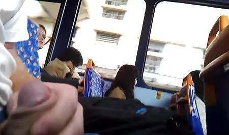 Hahal apua kaunis kaste Courtney riisuutua ja ruuvi ilmaiset seksi elokuvat hänen emätin.