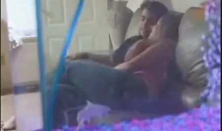Hiukset, häntä ja lasit pilluvideo hänen takki ja alkoi tehdä reikiä Iso Kulli erilainen