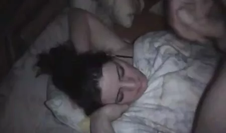 Lastenhoitajan ilmaisia seksi filmiä pomo.